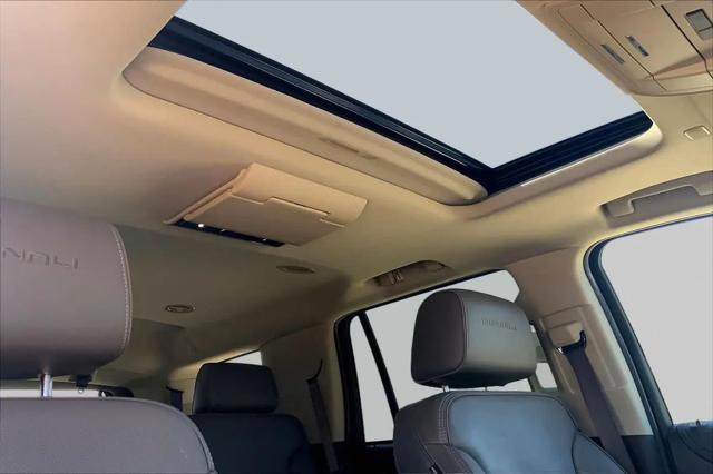 2020 GMC Yukon 4WD Denali
