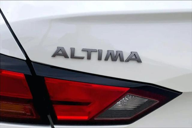 2025 Nissan Altima SV FWD