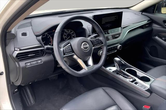 2023 Nissan Altima SR Intelligent AWD