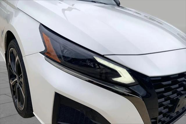 2023 Nissan Altima SR Intelligent AWD