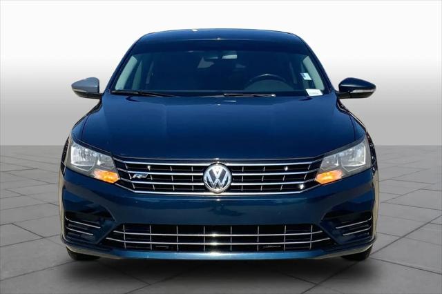 2018 Volkswagen Passat 2.0T R-Line