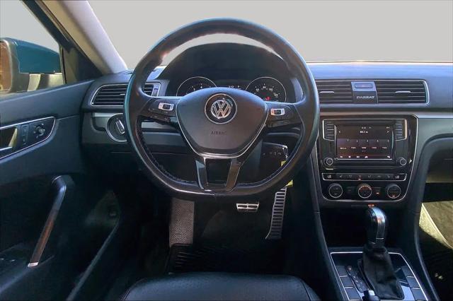 2018 Volkswagen Passat 2.0T R-Line