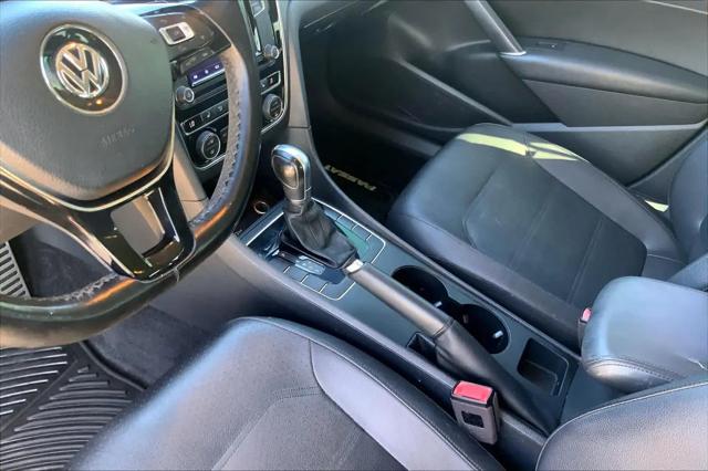 2018 Volkswagen Passat 2.0T R-Line