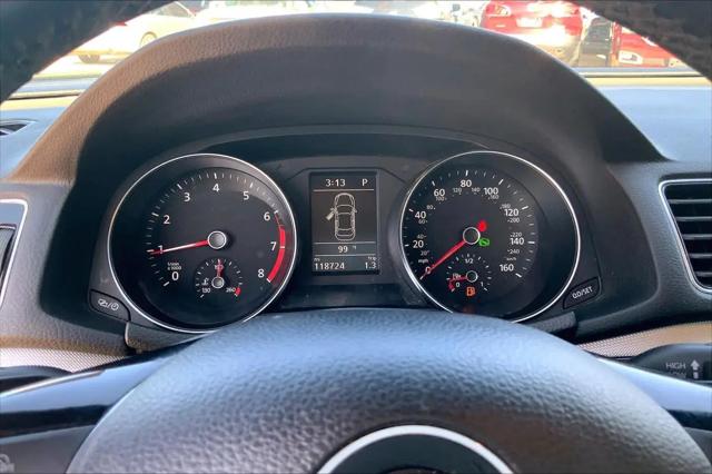 2018 Volkswagen Passat 2.0T R-Line