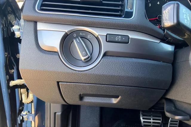 2018 Volkswagen Passat 2.0T R-Line