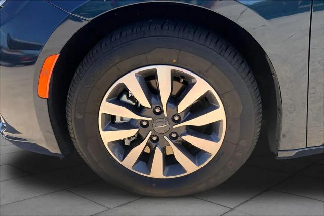 2023 Chrysler Pacifica Hybrid Limited