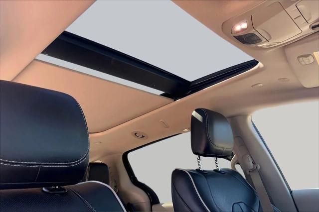2023 Chrysler Pacifica Hybrid Limited