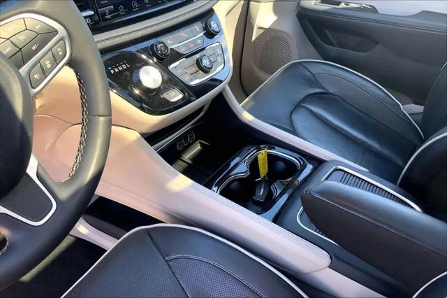 2023 Chrysler Pacifica Hybrid Limited