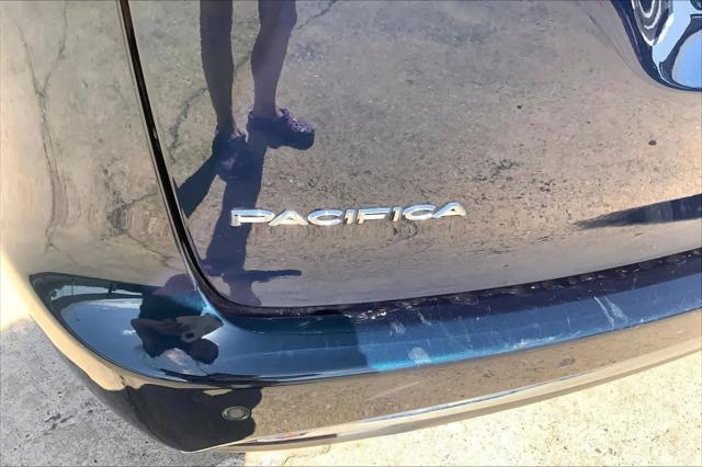 2023 Chrysler Pacifica Hybrid Limited
