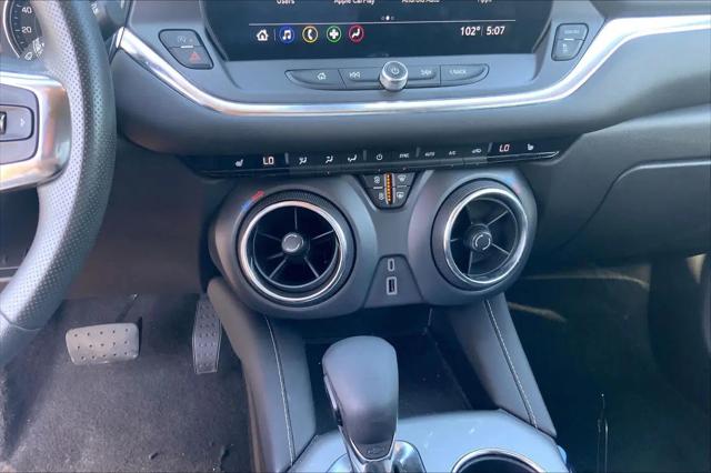 2025 Chevrolet Blazer AWD 2LT