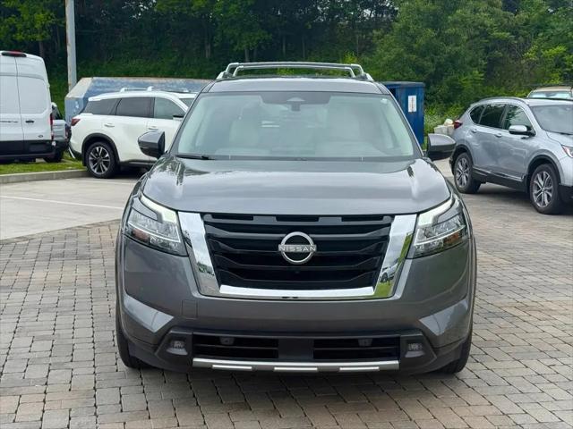 2023 Nissan Pathfinder SL 4WD