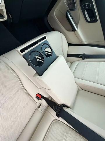 2024 Mercedes-Benz C-CLASS C 300 C 300