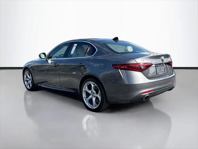 2023 Alfa Romeo Giulia Lusso AWD