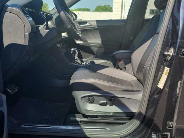 2022 Volkswagen Tiguan 2.0T SE R-Line Black