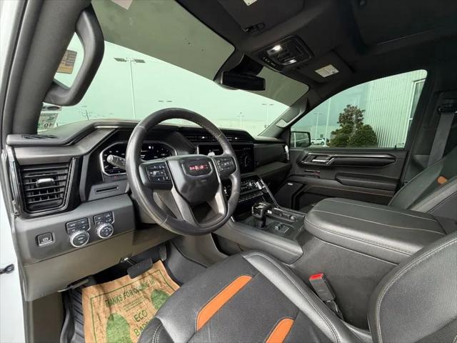 2023 GMC Sierra 1500 4WD Crew Cab Short Box AT4
