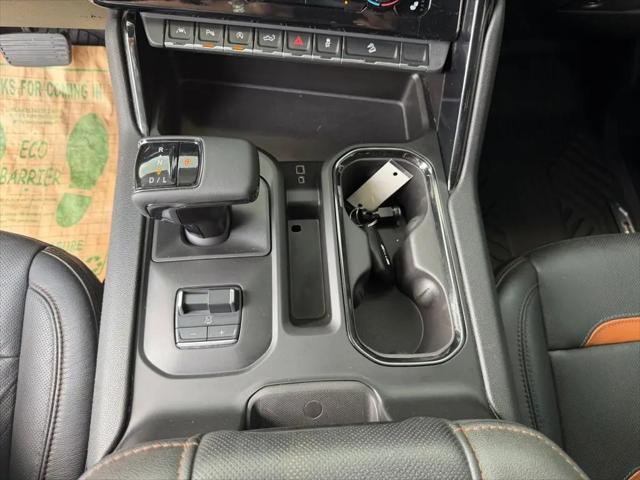 2023 GMC Sierra 1500 4WD Crew Cab Short Box AT4
