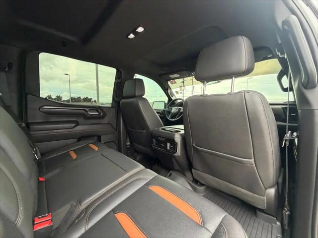 2023 GMC Sierra 1500 4WD Crew Cab Short Box AT4