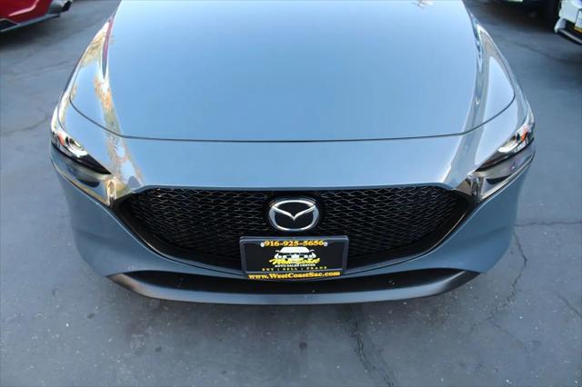 2022 Mazda Mazda3 Carbon Edition