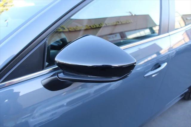 2022 Mazda Mazda3 Carbon Edition