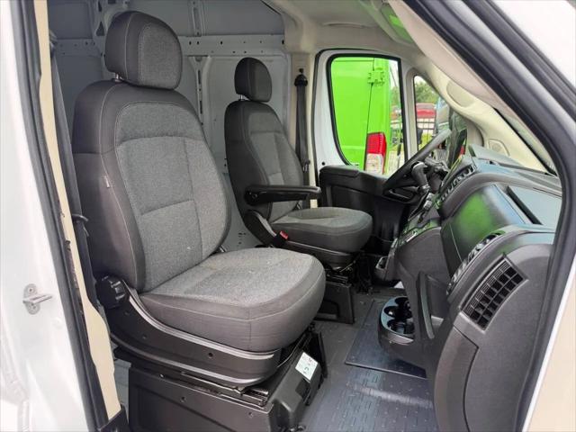 2022 Ram ProMaster 2500 Cargo Van High Roof 136" WB