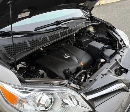 2020 Toyota Sienna XLE