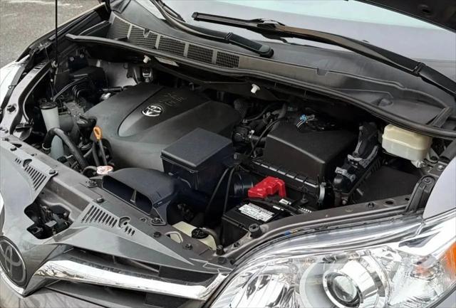2020 Toyota Sienna XLE