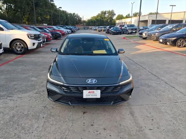 2025 Hyundai Elantra SEL Convenience