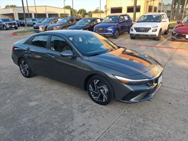 2025 Hyundai Elantra SEL Convenience