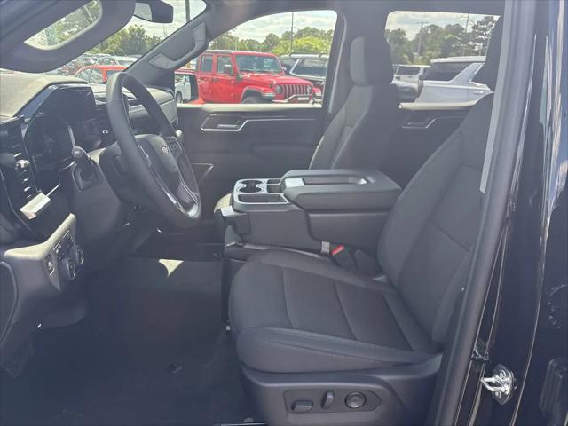 2026 Chevrolet Silverado 1500 4WD Crew Cab Standard Bed LT