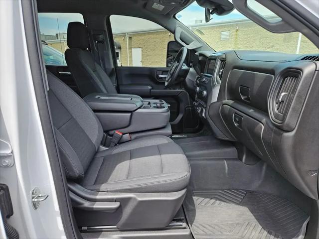 2024 Chevrolet Silverado 2500HD 4WD Crew Cab Standard Bed Custom