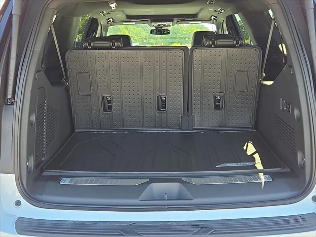 2026 Chevrolet Suburban Premier, RWD