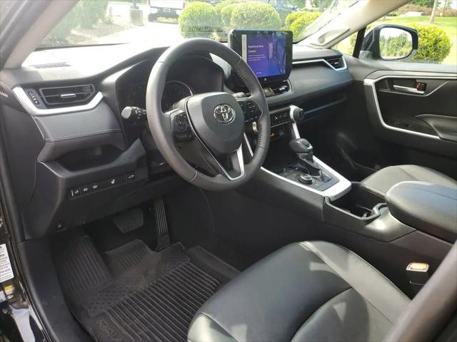 2023 Toyota RAV4 Hybrid XLE Premium