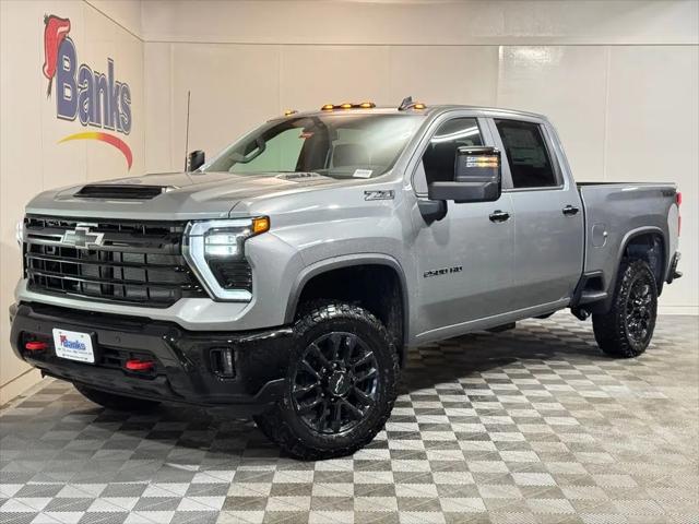 2026 Chevrolet Silverado 2500HD Crew Cab, Standard Bed, LT, 4WD