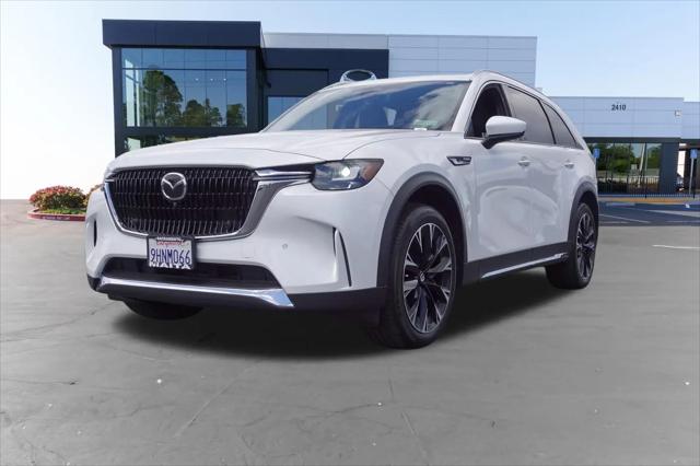 2024 Mazda X-90 Premium Plus