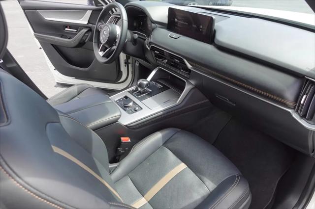 2024 Mazda X-90 Premium Plus