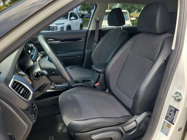 2023 Kia Seltos S