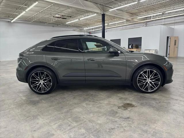 2024 Porsche Macan Electric 4