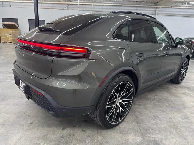 2024 Porsche Macan Electric 4