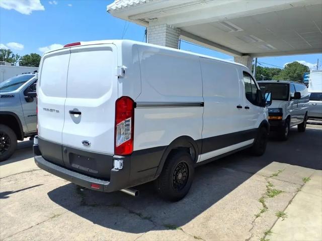 2025 Ford Transit Cargo Van T-150