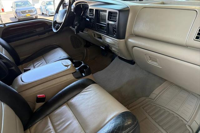 2005 Ford Excursion Eddie Bauer