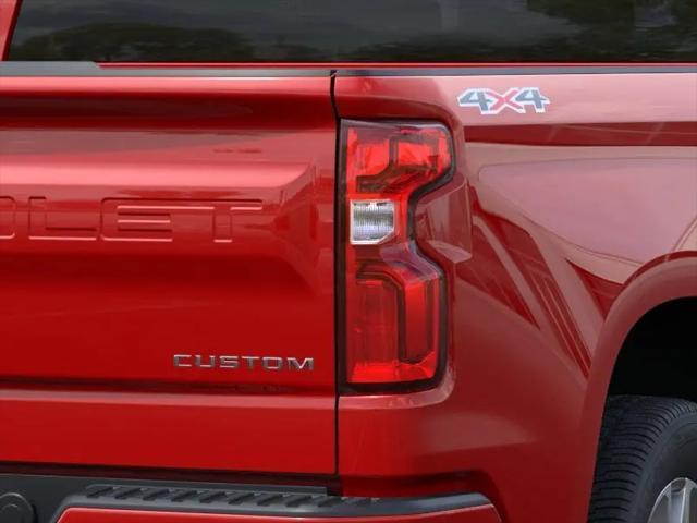 2026 Chevrolet Silverado 1500 4WD Crew Cab Short Bed Custom