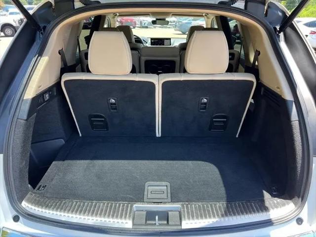 2023 Acura MDX Advance Package