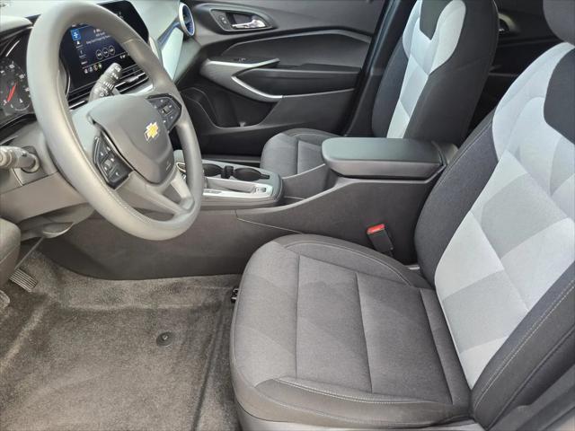 2025 Chevrolet Trax FWD LS