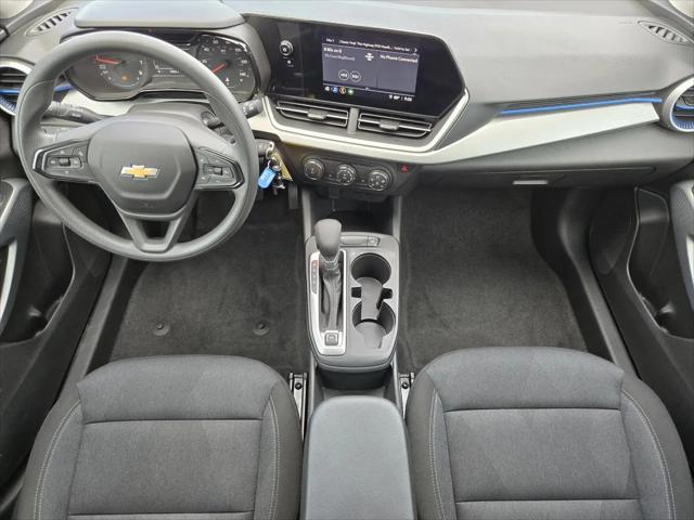 2025 Chevrolet Trax FWD LS
