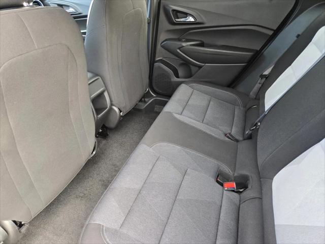 2025 Chevrolet Trax FWD LS