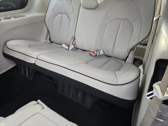 2021 Chrysler Pacifica Limited AWD