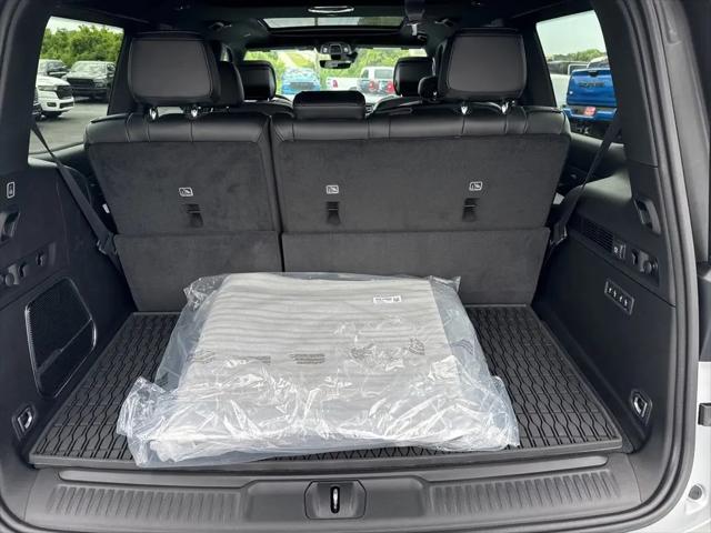 2026 Jeep Grand Wagoneer Upland 4x4