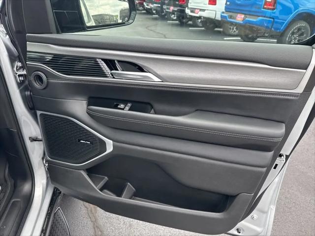 2026 Jeep Grand Wagoneer Upland 4x4