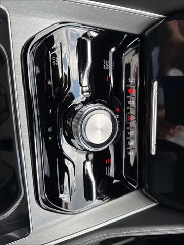 2026 Jeep Grand Wagoneer Upland 4x4