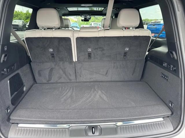 2026 Jeep Grand Wagoneer Summit Obsidian 4x4